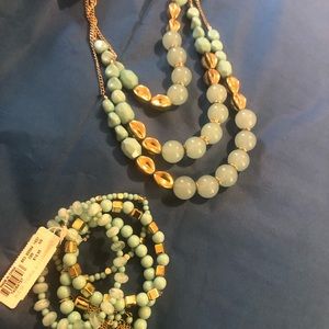 New York & Company necklace and bracelet set